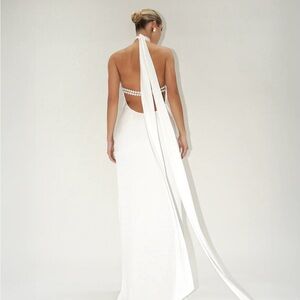 Elegant White Backless Dress